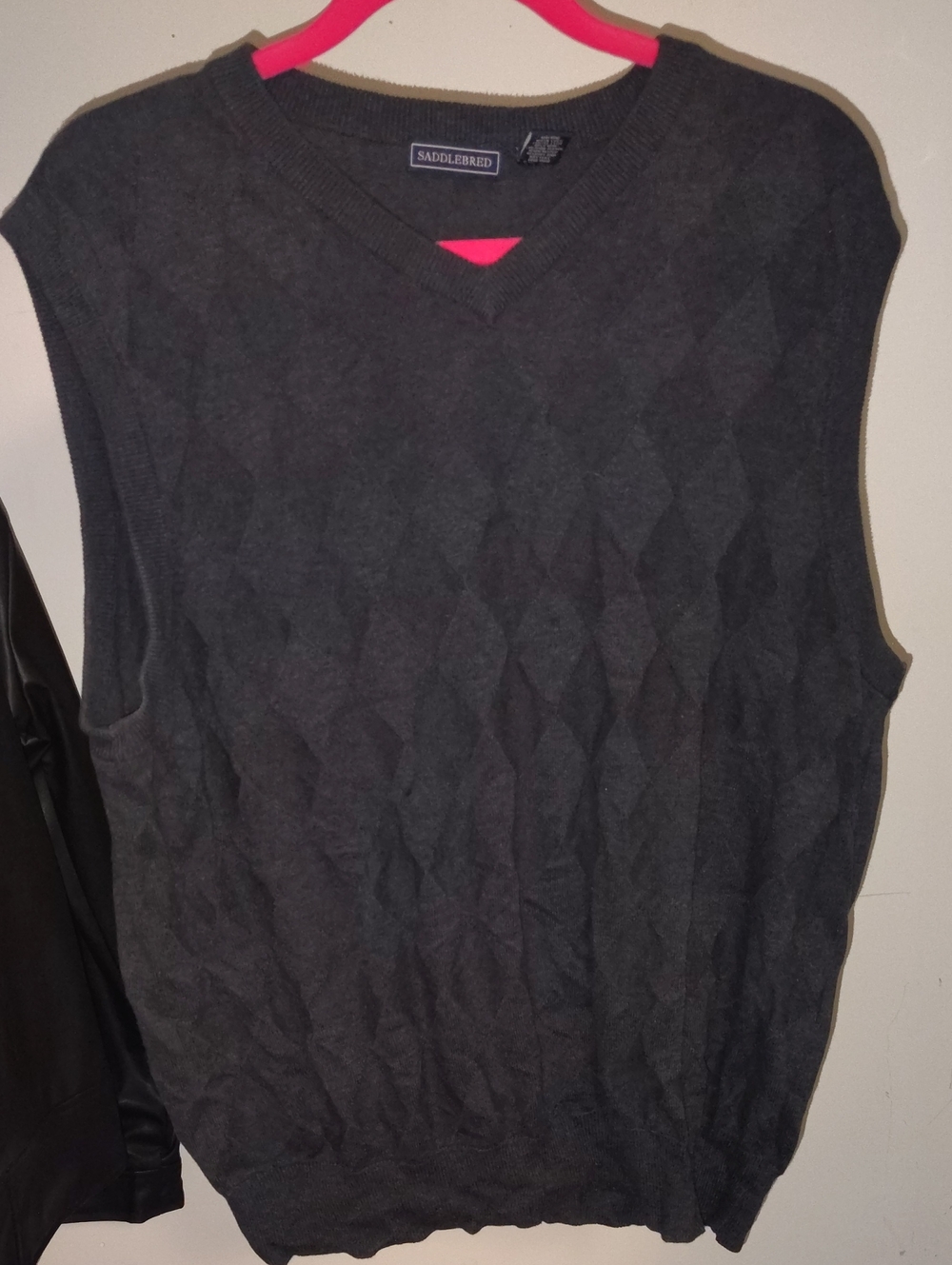 Saddlebred Dark Gray Diamond Knit V-Neck Sweater Vest